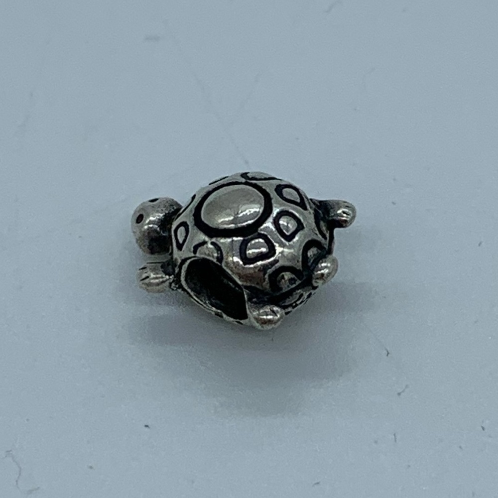🌟PANDORA TURTLE CHARM - Picture 2 of 4